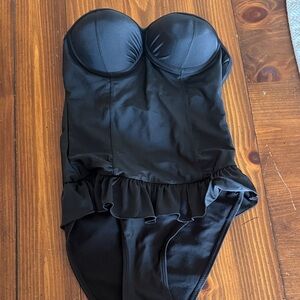 Black swim suit/body suit